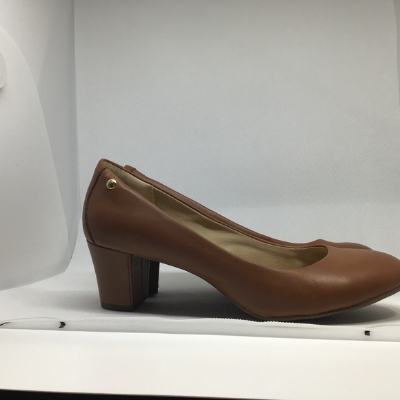 hush puppies medium moyen